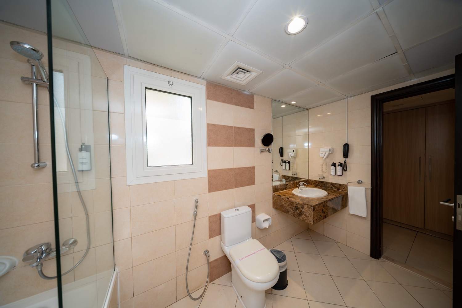 Deluxe Two Bedroom Apartments